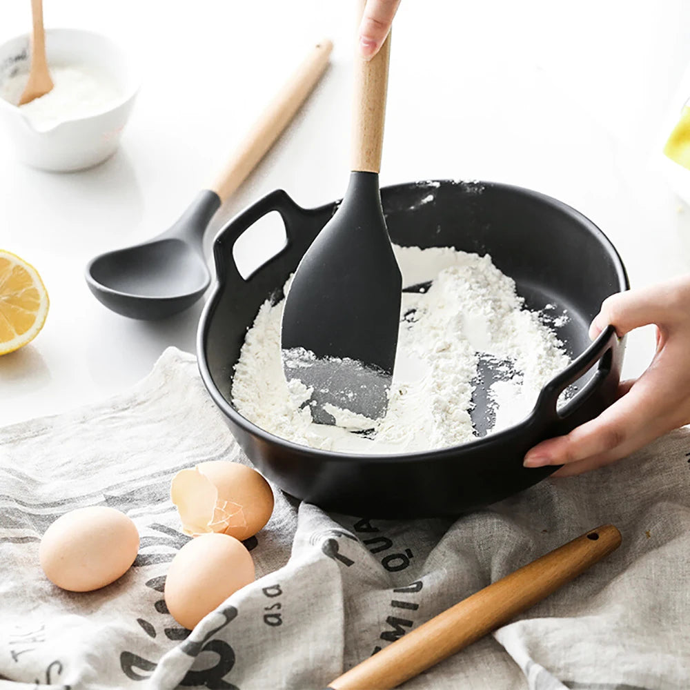 Conjunto de Espátulas e Utensílios de Silicone com Cabo Multifuncional de Madeira, Colher Antiaderente e Pincel