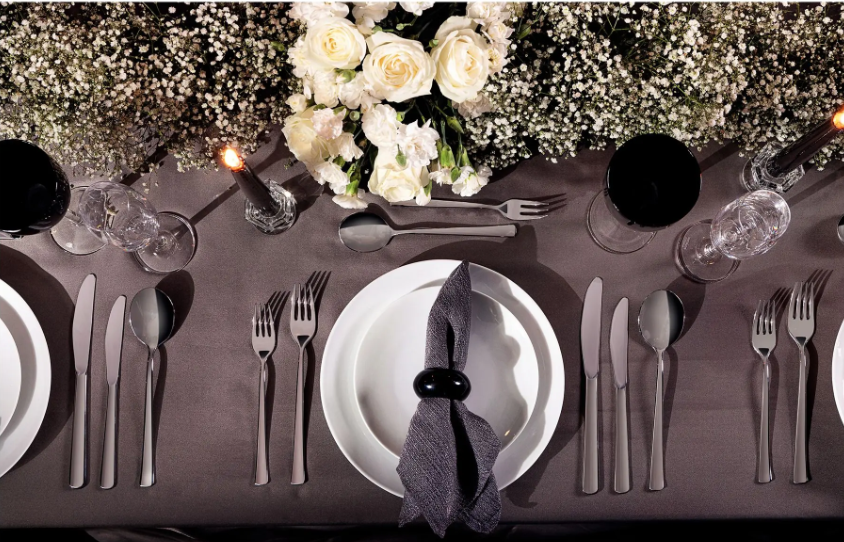 Jogo de Pratos Redondo de Porcelana Branco